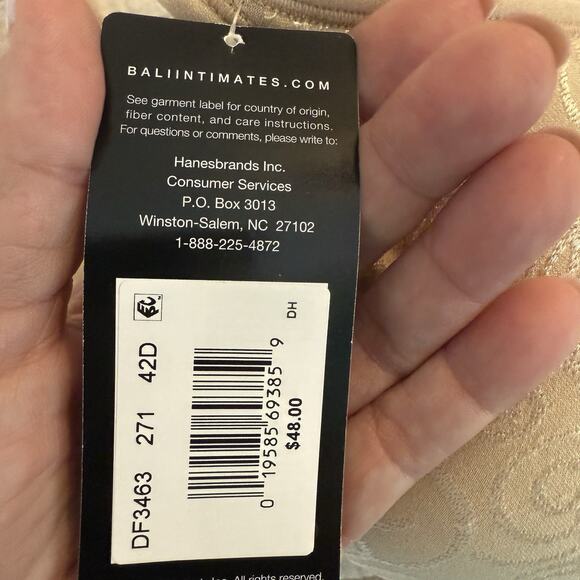 NWT Bali Women's 42D Comfort Revolution Wireless Tshirt Bra Beige Smooth Wicking - Picture 3 of 14